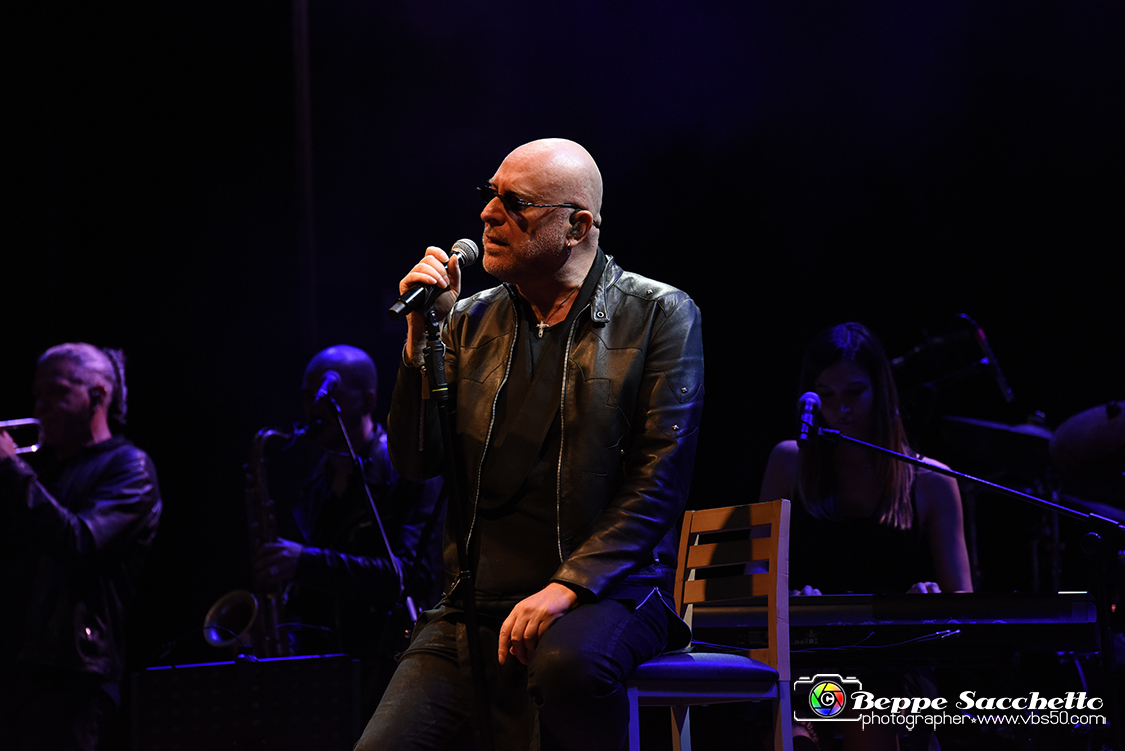 VBS_9037 - Concerto Mario Biondi - Romantic Tour 2022.jpg